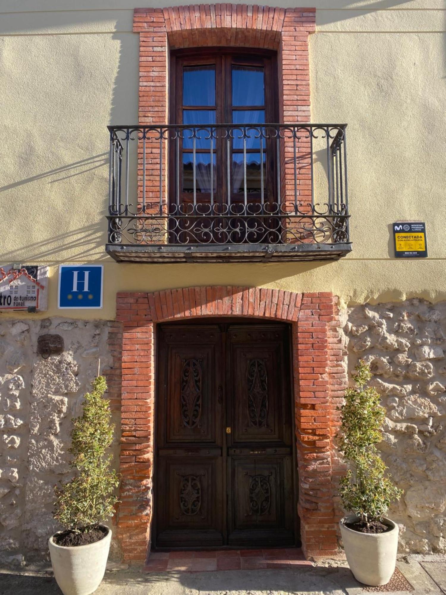 Hotel Restaurante Agapio De Tresnino Quintanilla de Onesimo Exterior photo